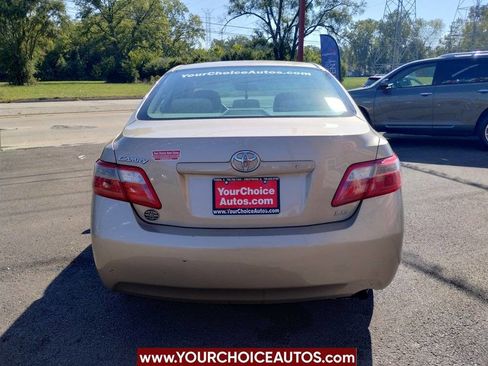 Used 2007 Toyota Camry LE image 4