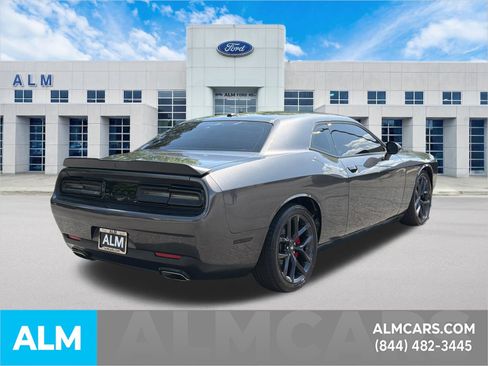 Used 2022 Dodge Challenger GT w/ Blacktop Package RWD image 5