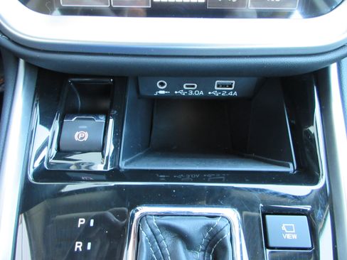 Used 2025 Subaru Legacy Touring XT AWD/4WD image 47
