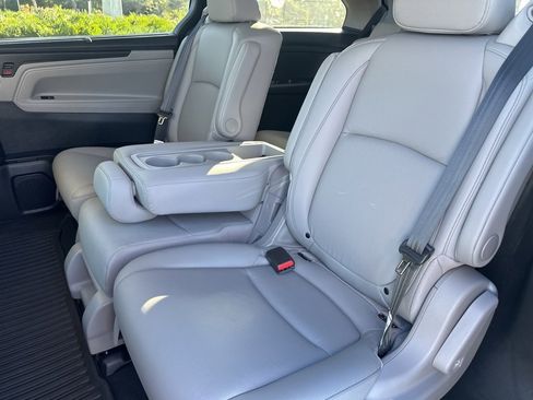 Certified 2023 Honda Odyssey EX-L image 5