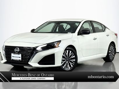 Used 2024 Nissan Altima 2.5 SV