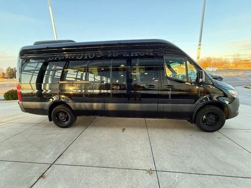 New 2025 Mercedes-Benz Sprinter 2500 image 4