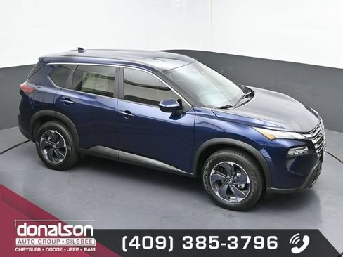 Used 2025 Nissan Rogue SV FWD image 17
