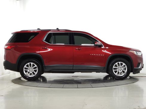 Used 2019 Chevrolet Traverse LT image 10