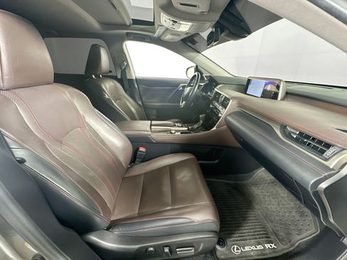 Used 2019 Lexus RX 350L FWD image 29
