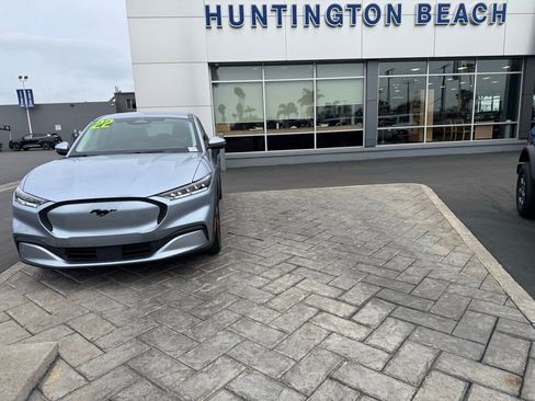 Used 2022 Ford Mustang Mach-E Select image 20