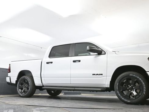New 2026 RAM 1500 Express AWD/4WD image 39