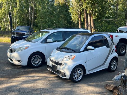 Used 2015 smart fortwo electric drive RWD image 17