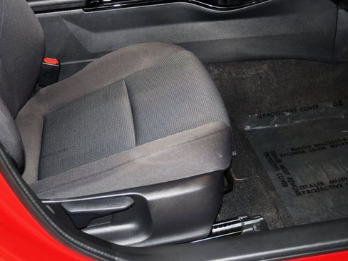 Used 2026 Toyota Prius LE FWD image 52