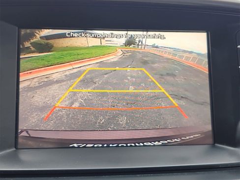 Used 2020 Kia Sorento S image 17