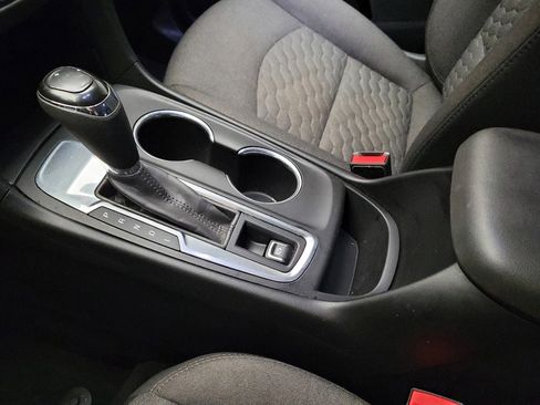 Used 2020 Chevrolet Equinox LT FWD image 26