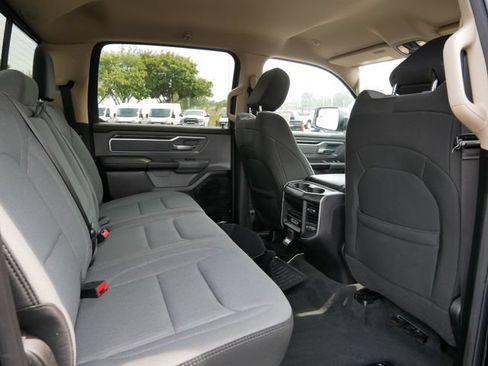 Used 2020 RAM 1500 Big Horn AWD/4WD image 17