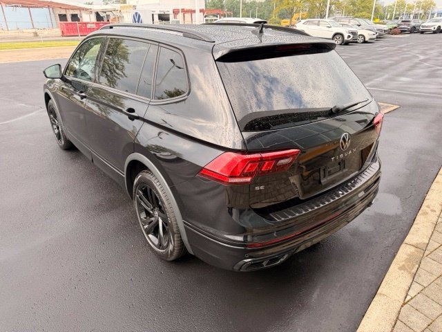 Certified 2024 Volkswagen Tiguan SE R-Line AWD/4WD image 3