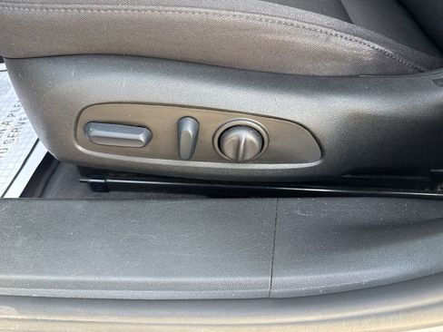 Used 2023 Chevrolet Malibu LT w/ Driver Confidence Package image 9