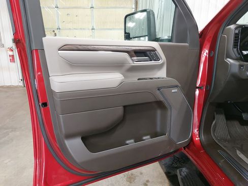 New 2026 GMC Sierra 3500 SLT w/ SLT Premium Package image 27