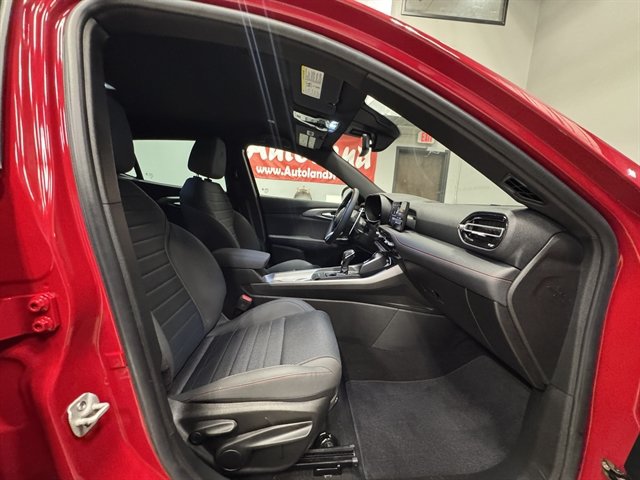 Used 2024 Dodge Hornet R/T AWD/4WD image 11