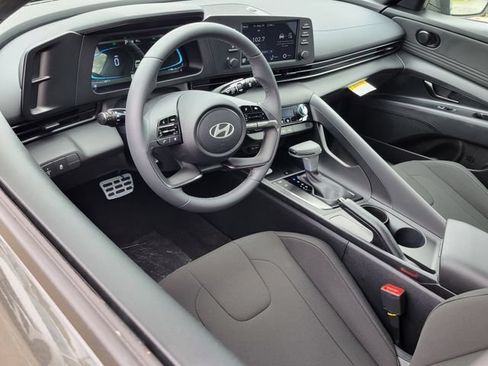 New 2026 Hyundai Elantra Sport FWD image 5
