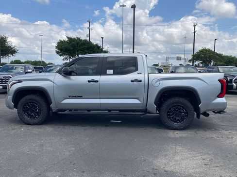 New 2026 Toyota Tundra SR5 AWD/4WD image 8