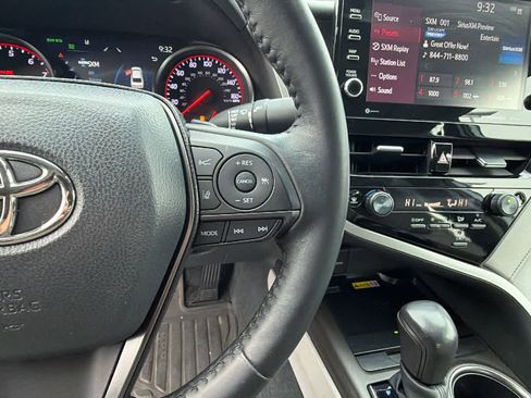 Used 2022 Toyota Camry XSE image 20