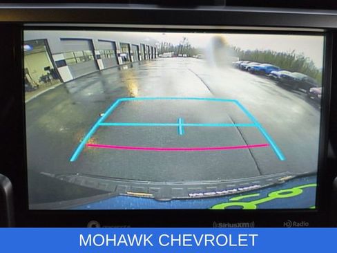 Used 2022 Toyota 4Runner SR5 AWD/4WD image 16