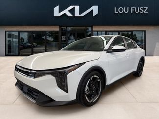 Used 2025 Kia K4 EX FWD video 1