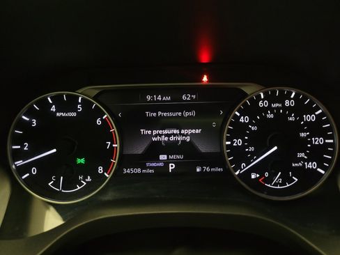 Used 2022 Nissan Rogue S FWD image 23