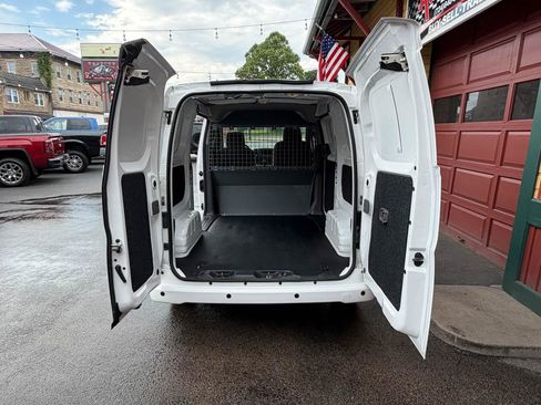 Used 2020 Nissan NV200 SV FWD image 15