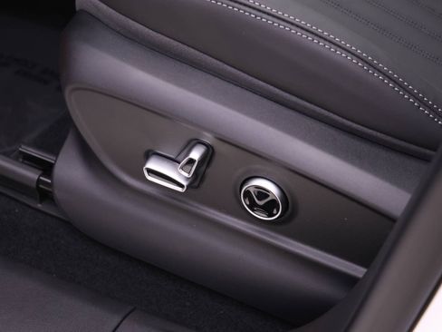 New 2025 Maserati Grecale Modena image 15