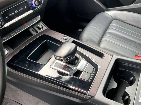 Used 2021 Audi Q5 Prestige AWD/4WD image 25