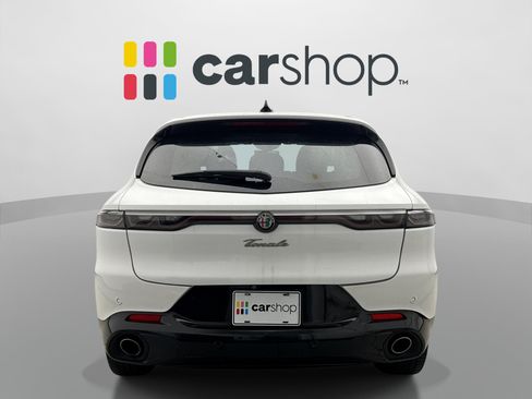 Used 2024 Alfa Romeo Tonale Veloce AWD/4WD image 4