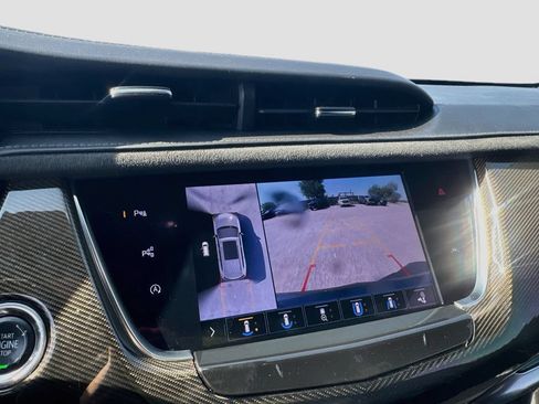 Used 2020 Cadillac XT6 Sport w/ Platinum Package AWD/4WD image 18
