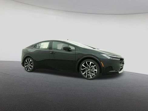 New 2026 Toyota Prius Plug-In Hybrid image 28