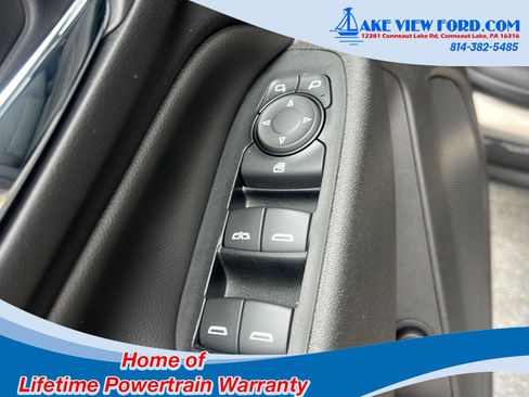 Used 2019 Chevrolet Equinox LT AWD/4WD image 21