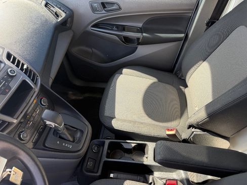 Used 2019 Ford Transit Connect XL FWD image 24