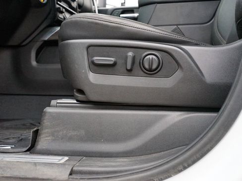 Used 2022 Chevrolet Silverado 3500 LTZ image 16