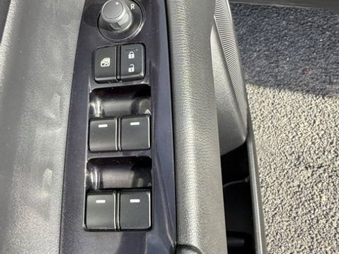 Used 2020 MAZDA CX-5 Touring image 15