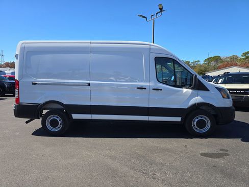 New 2026 Ford Transit 250 148 Medium Roof RWD image 3