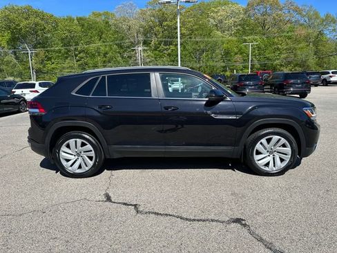 Certified 2020 Volkswagen Atlas Cross Sport SE w/ Panoramic Sunroof Package AWD/4WD image 10