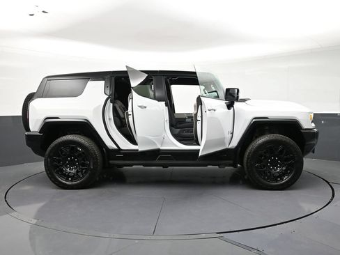Used 2026 GMC Hummer EV SUV AWD/4WD image 34