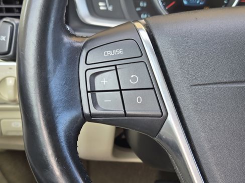 Used 2014 Volvo S60 T5 image 36