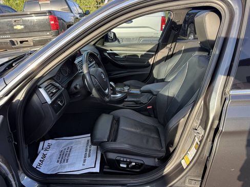 Used 2017 BMW 330i Sedan RWD image 7