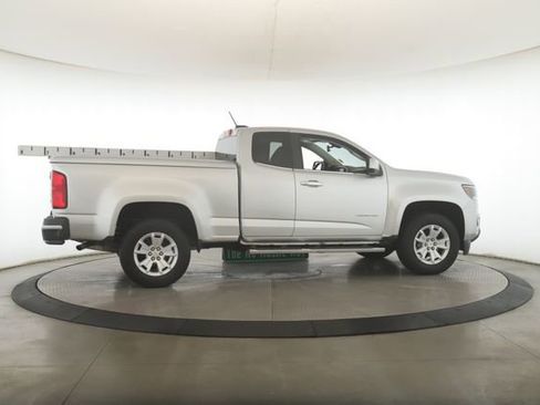 Used 2015 Chevrolet Colorado LT w/ LT Convenience Package image 6