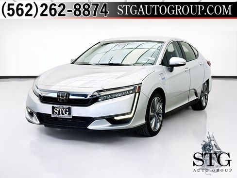 Used 2018 Honda Clarity Touring image 1