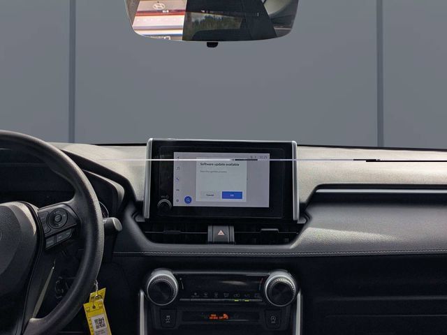 Used 2024 Toyota RAV4 LE FWD image 18