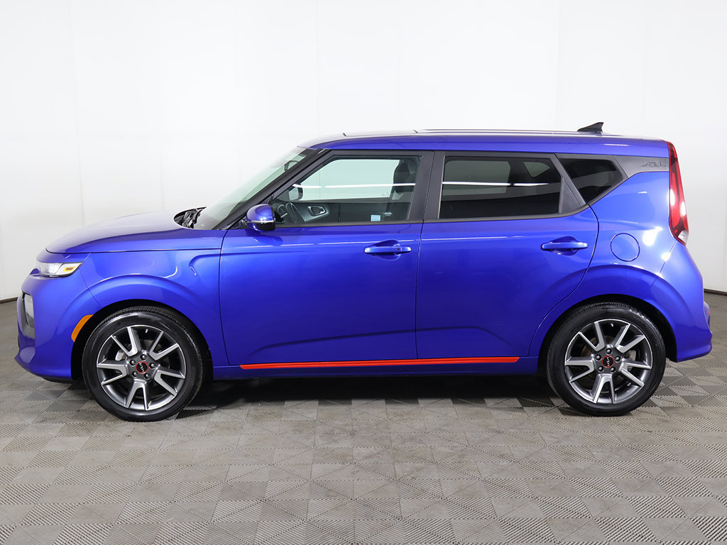 Used 2022 Kia Soul GT-Line FWD image 16