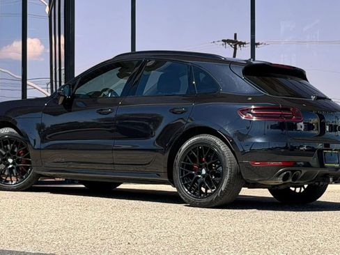 Used 2017 Porsche Macan GTS AWD/4WD image 9