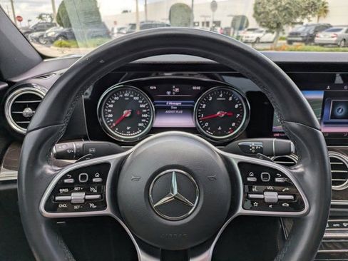 Used 2019 Mercedes-Benz E 300 E 300 image 24