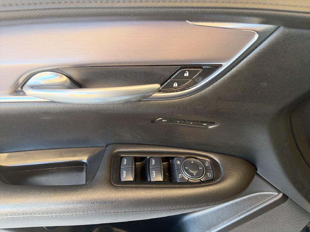 Certified 2017 Cadillac XT5 Luxury FWD image 24