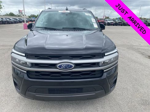 Used 2024 Ford Expedition XLT image 6