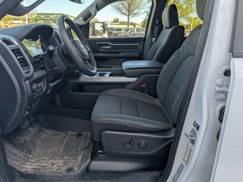 Used 2025 RAM 1500 Big Horn AWD/4WD image 2